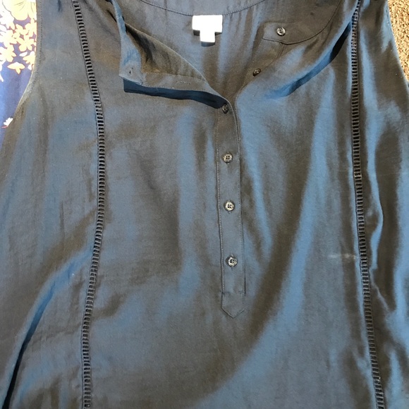 3 tank tops - Picture 4 of 4